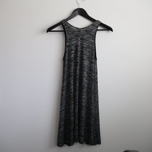 Wilfred Free Aritzia Rosa Sleeveless Swing Marled Knit Dress Grey - Picture 8 of 8
